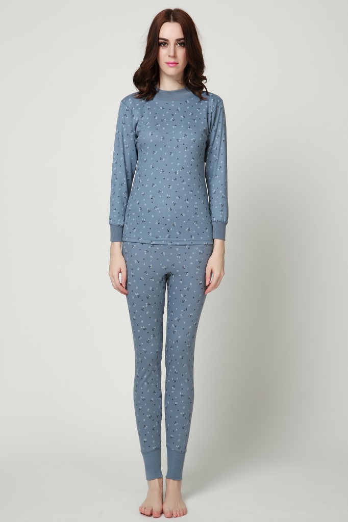 라이트 그레이 터틀넥