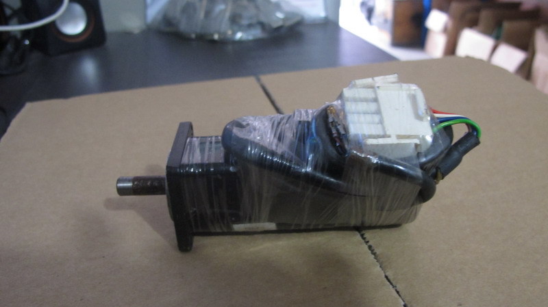 台州信达 二手安川电机 SGMAH-01BAA21 保修三个月 询价