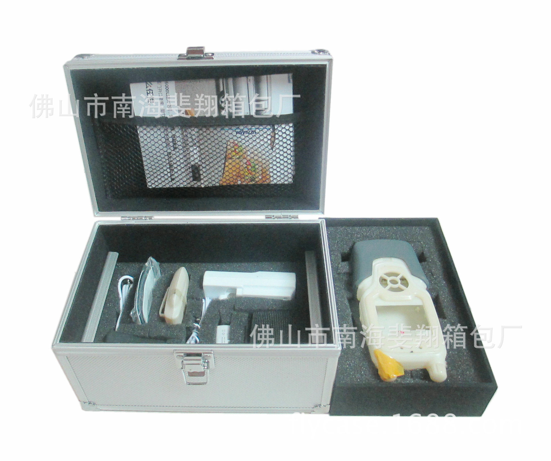 供应铝合金箱子 各种产品展示箱 仪器箱 电子仪器包装箱 可定制