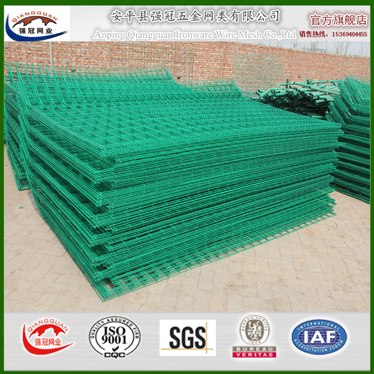 双边丝护栏高速公路双边铁丝护栏网圈地养殖隔离护栏现货