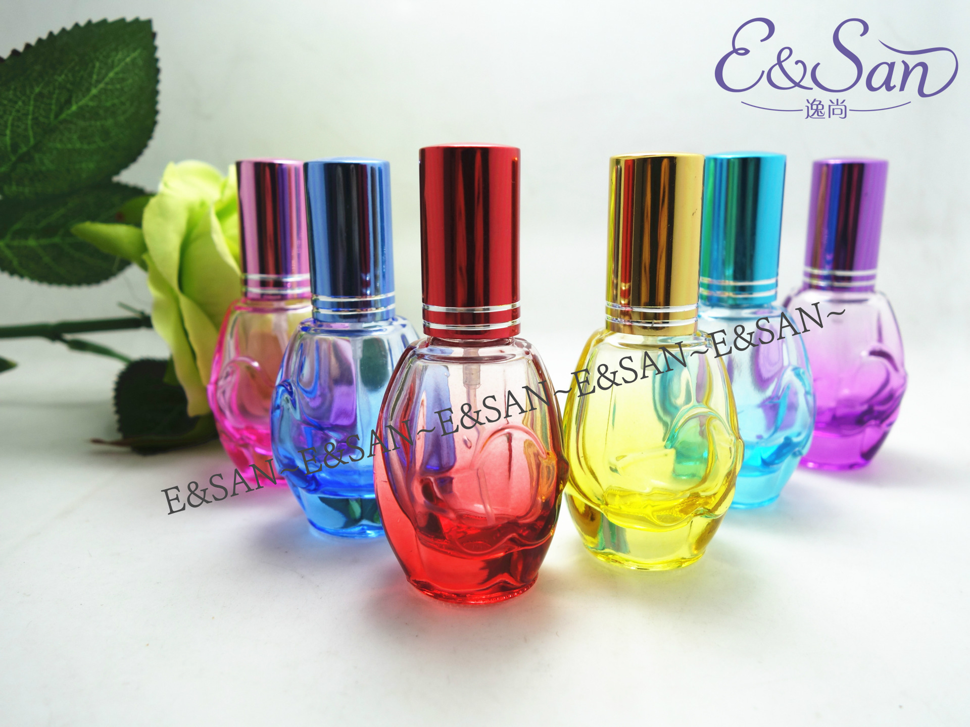 FX1163C-15ML喷色圆鼓形玻璃化妆品香水喷雾分装瓶