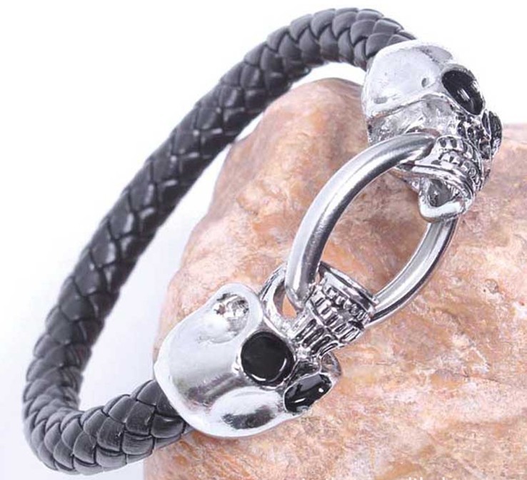 Punk Style Skull Braided Leather Bracelet Exaggerated Men's Bracelet Small Jewelry Wholesale Nihaojewelry display picture 5