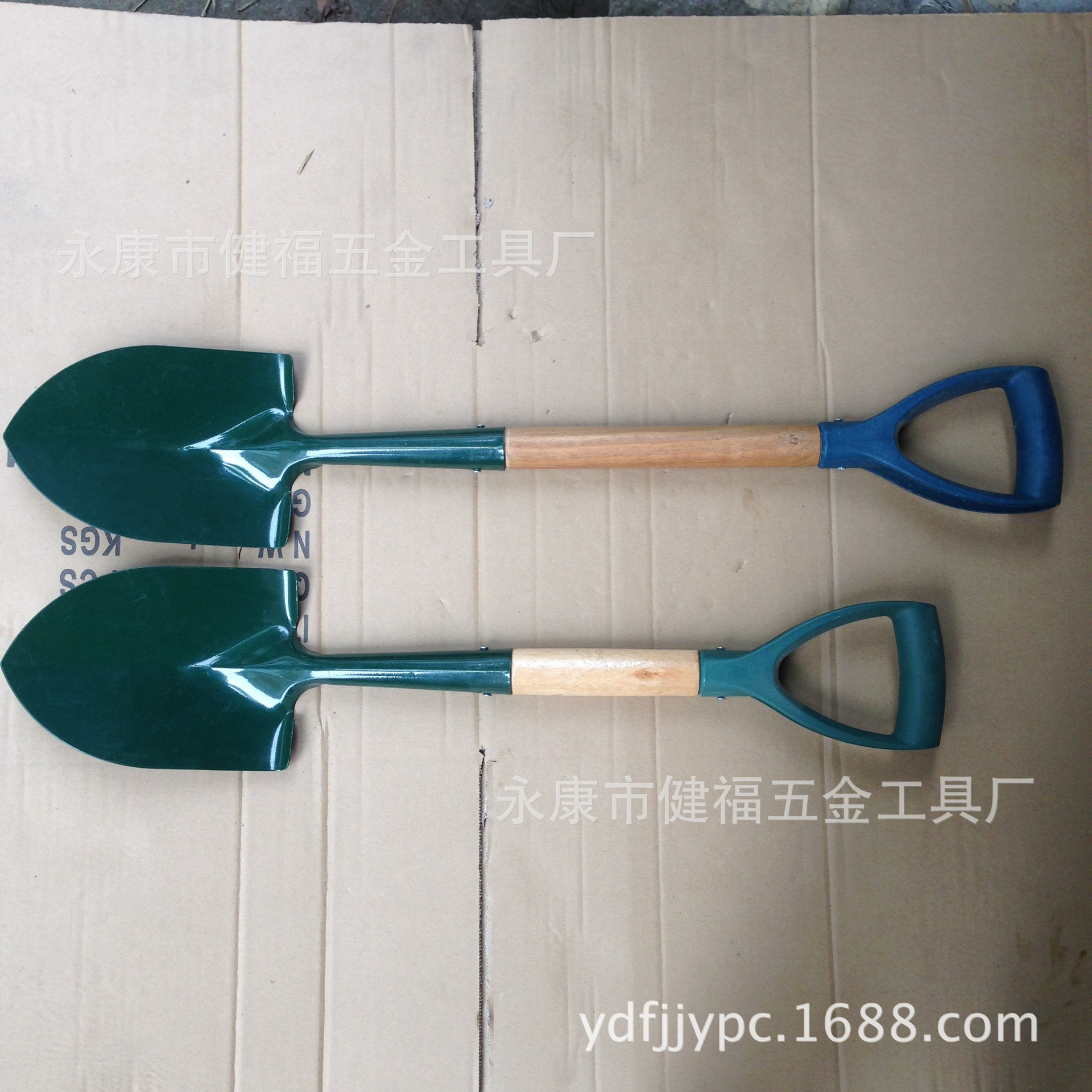 厂家直销园林木柄铁锹 小号 户外五金工具