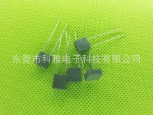 ��ɫ���b��С�ͽ��ٻ���Ĥ����� CL23B 103J400V  P5