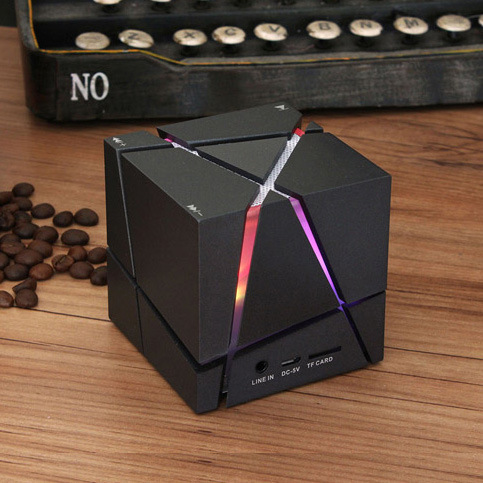 Enceinte sans fil Bluetooth Rubik s Cube 4.0 - Ref 3425524 Image 1
