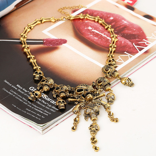 Halloween decorations restore ancient ways exaggerated multilayer skulls wholesale female ghost tassel alloy necklace