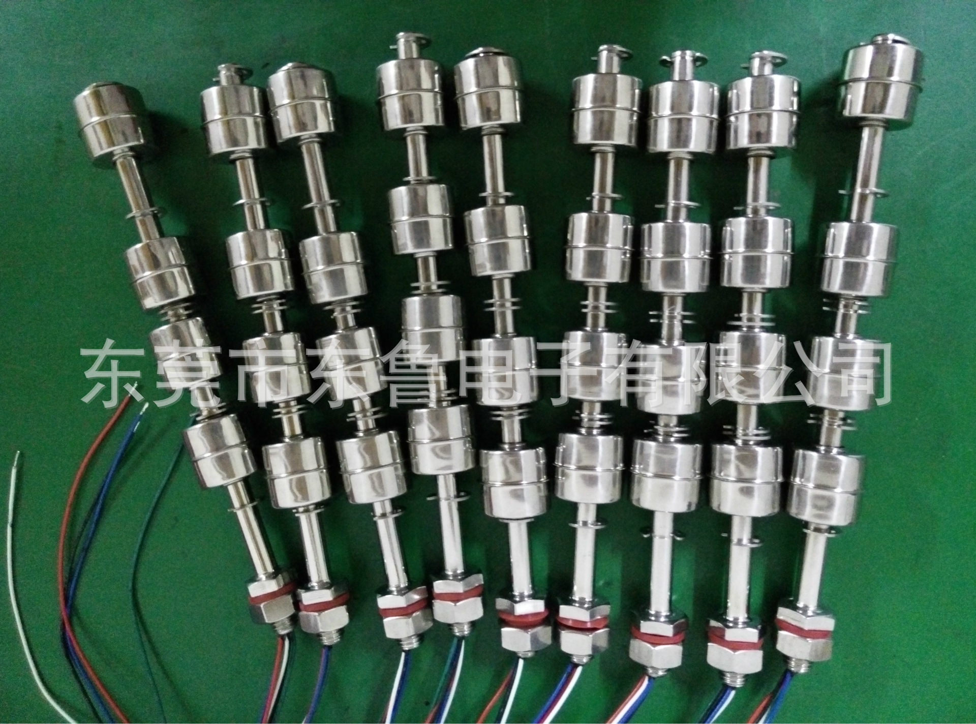 供应304 316L不锈钢4个浮球控制水位报警开关 液位开关