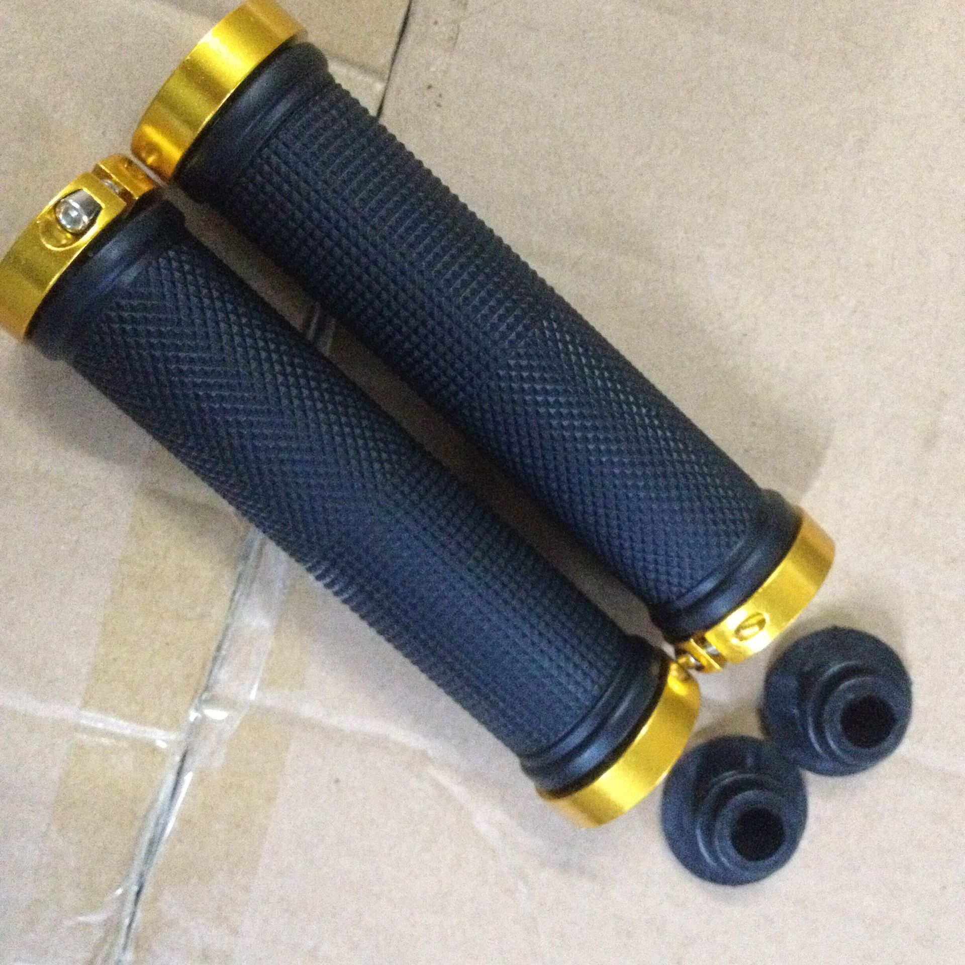 Poignées de vélo - Ref 2348749 Image 10