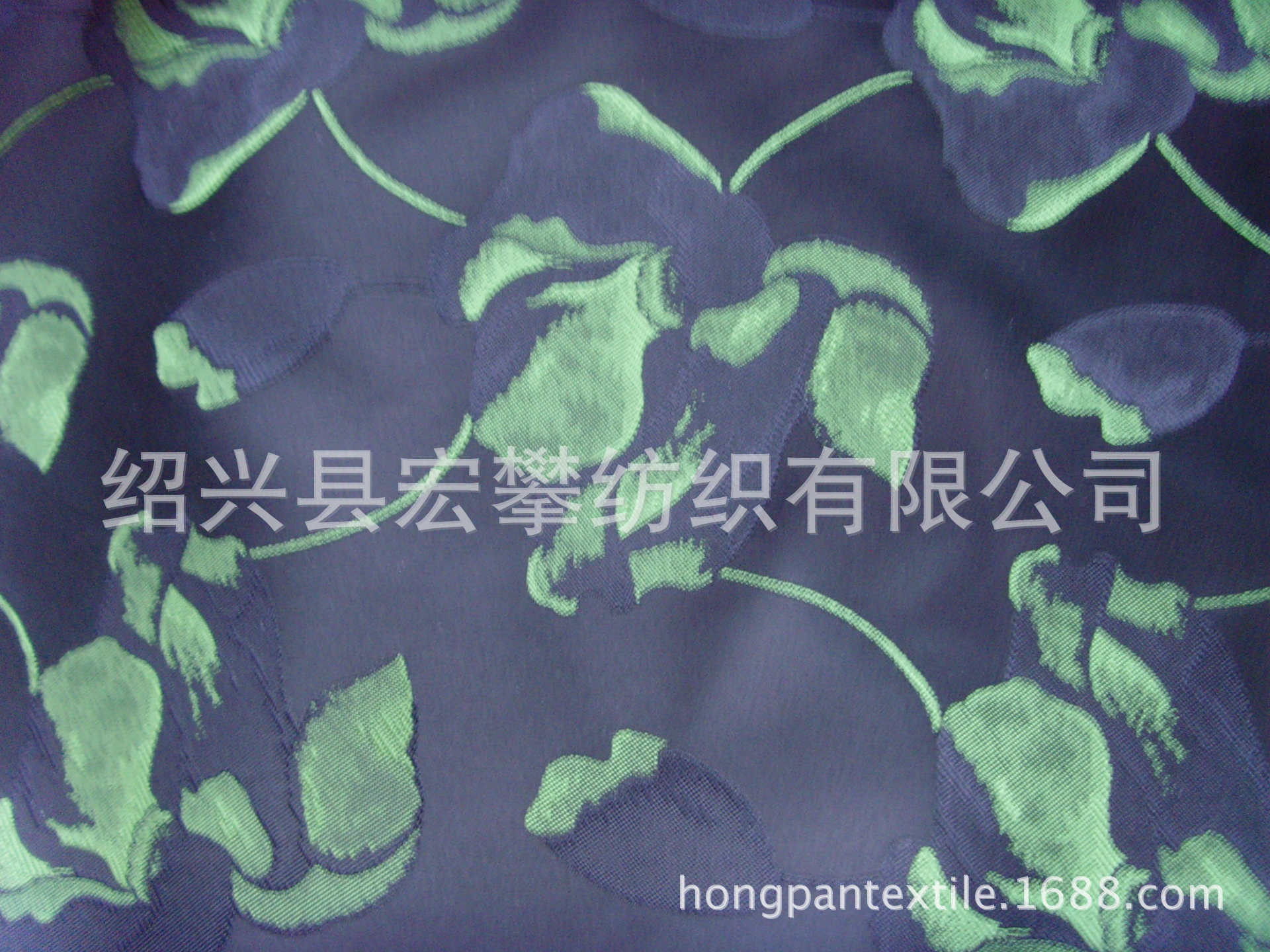 供应涤纶色织高密绿叶提花布仿记忆男装提花女装提花面料