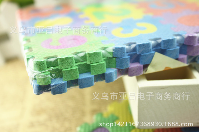 1504240826_1728503755