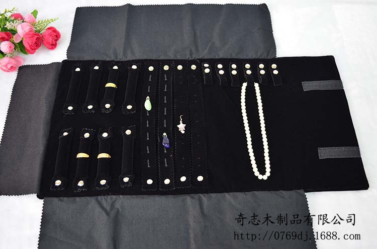 2112333393_125948664