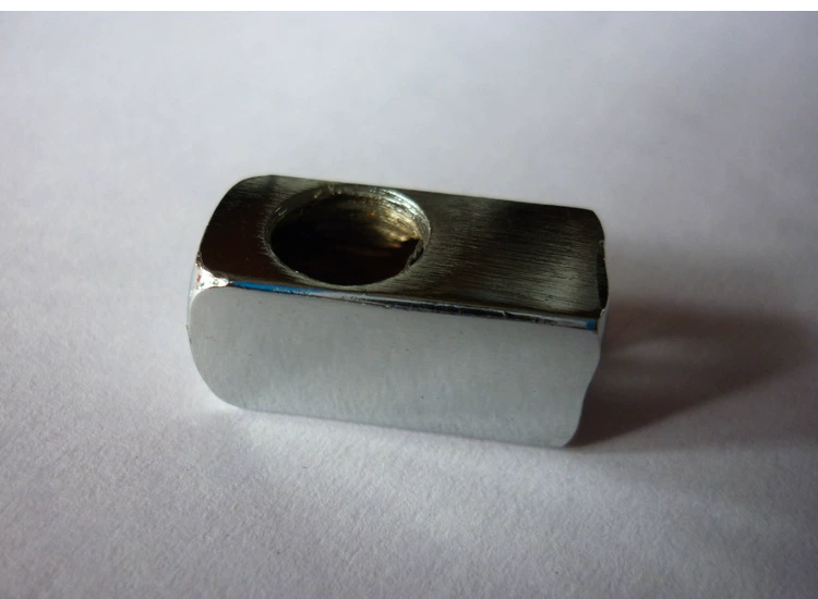 Аксессуары для ламп квадратные железные детали Зубы M4 Хромированные квадратные железные детали Аппаратные аксессуары квадратные железные детали