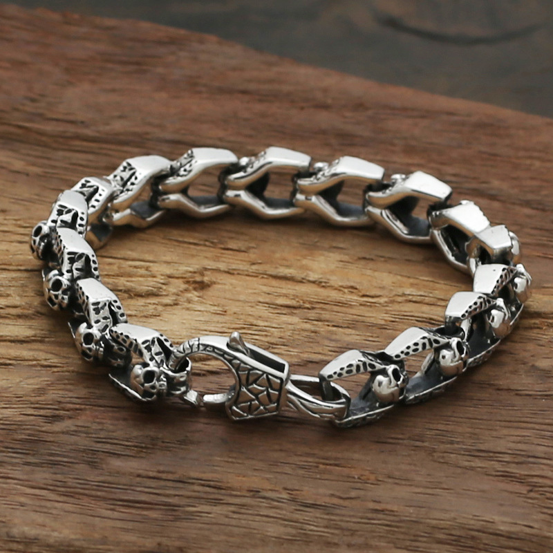 Wholesale s925 sterling silver jewelry star Korean version of silver jewelry vintage men's Thai silver skull bracelet