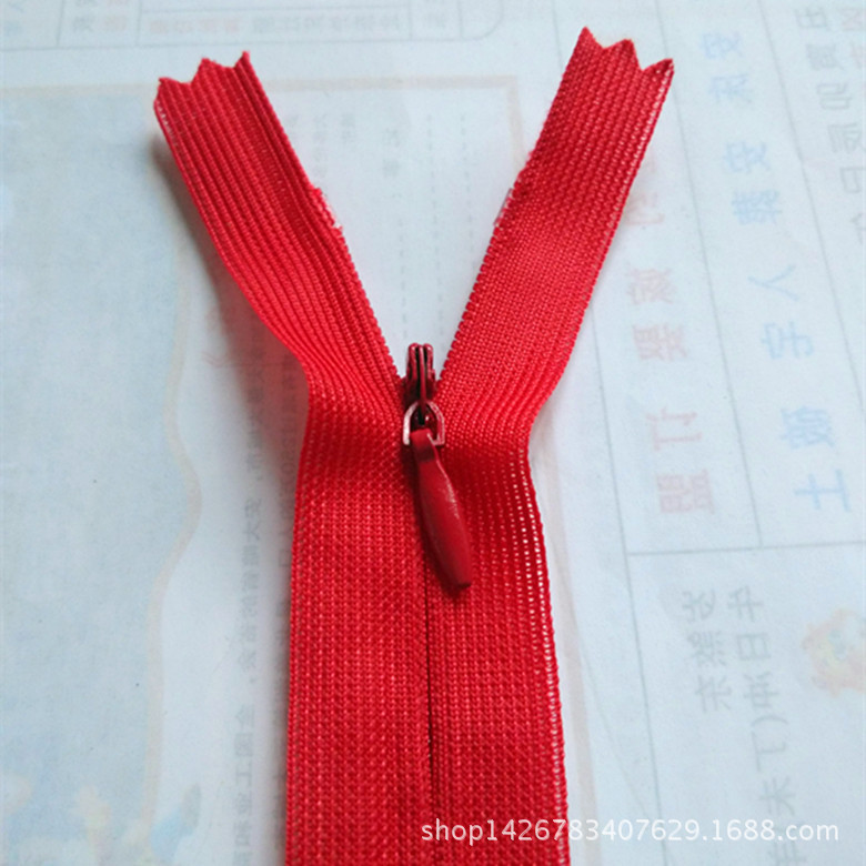 厂家现货供应3号隐形尼龙拉链，不卡顿，不爆开，颜色全保证正品