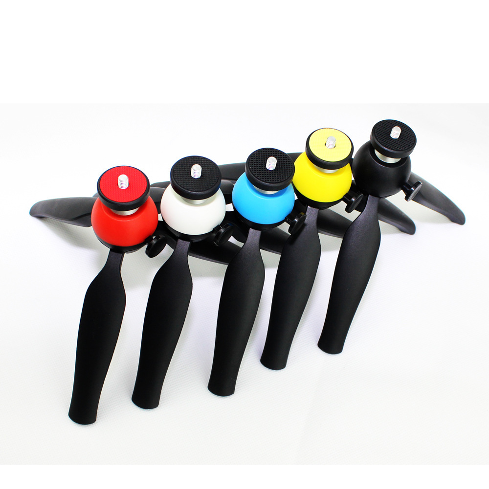 2503401257_2108336670