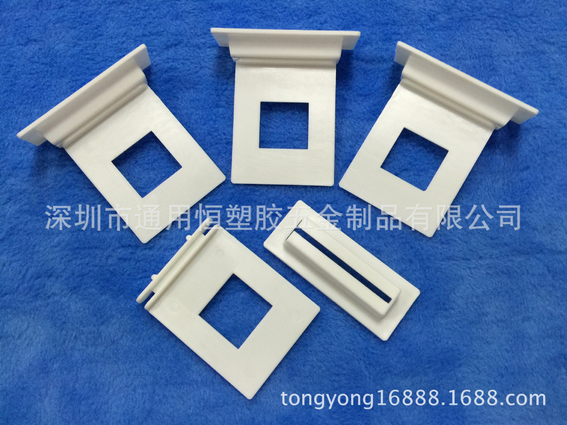 供应塑料挂钩pp挂钩展架挂钩PP分体插扣滑扣