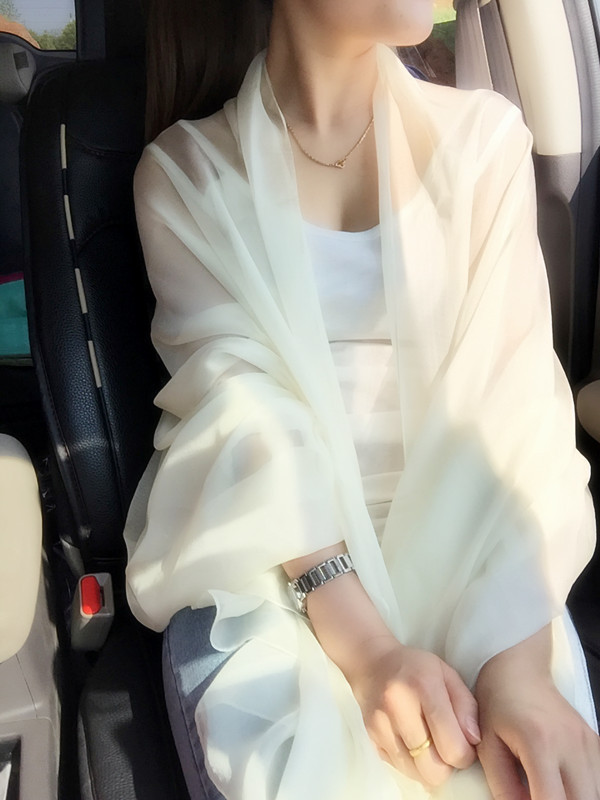 白色