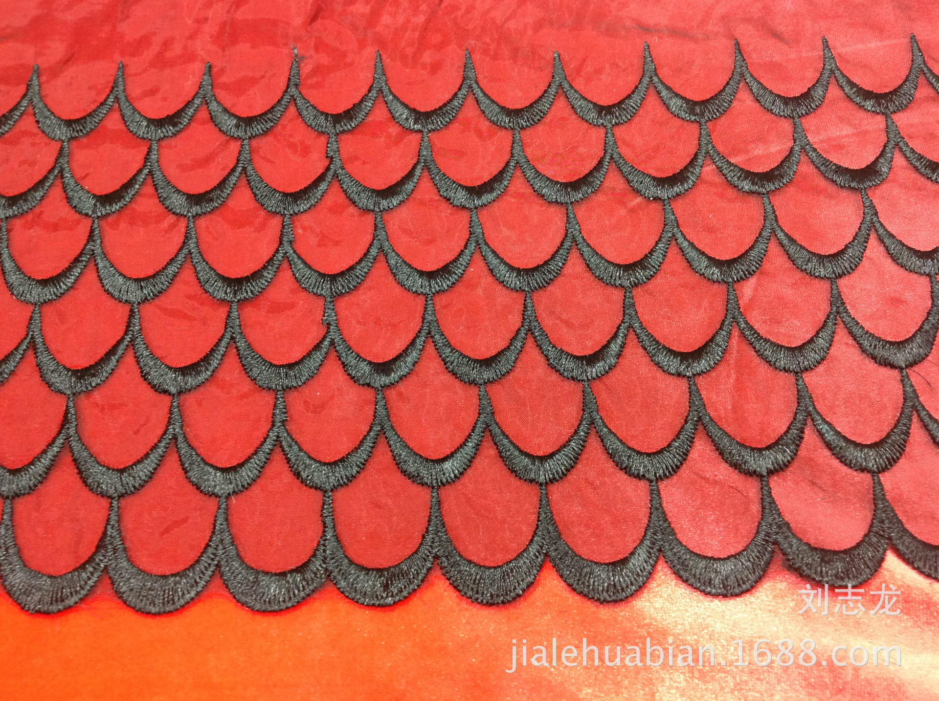 现货供应 28CM多层刺绣孔雀尾形状花边 适用于裙摆装饰