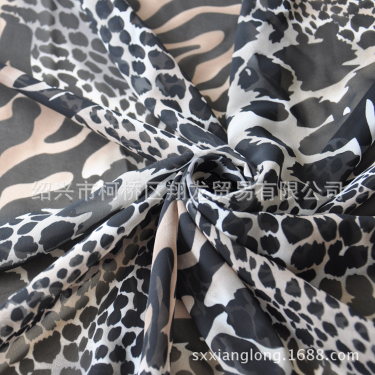 【翔龙印花 XL51】厂家直销典雅豹纹  经典雪纺印花涤纶面料
