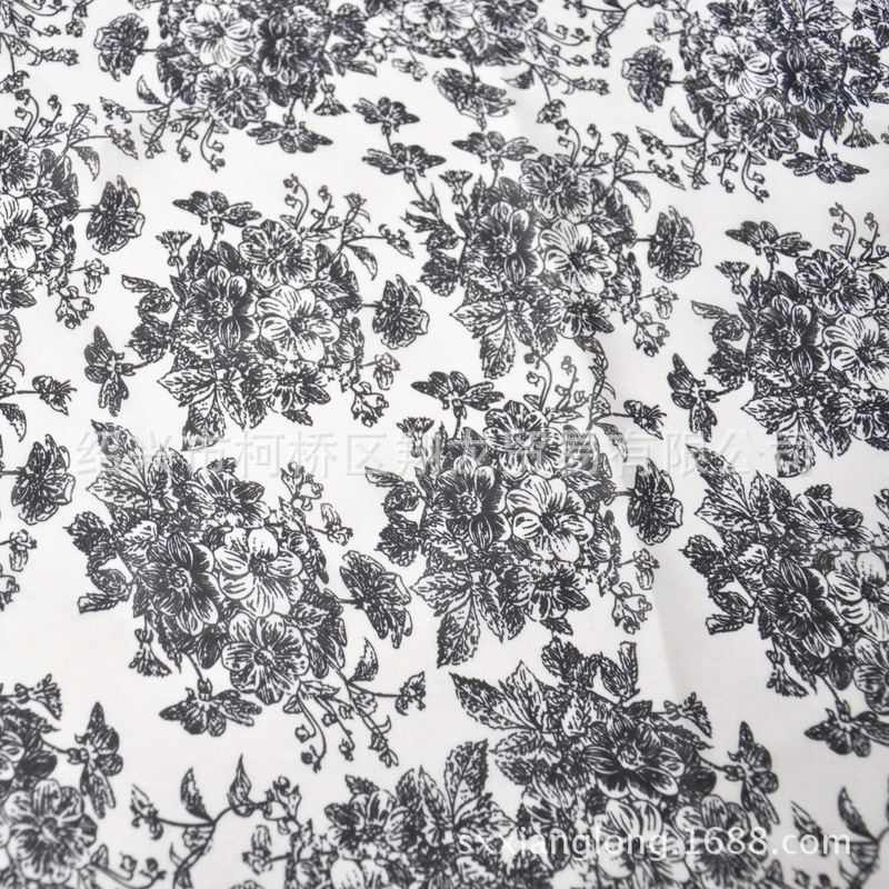 【翔龙印花 XL610】现货供应 厂家直销青花复古花簇女装雪纺面料