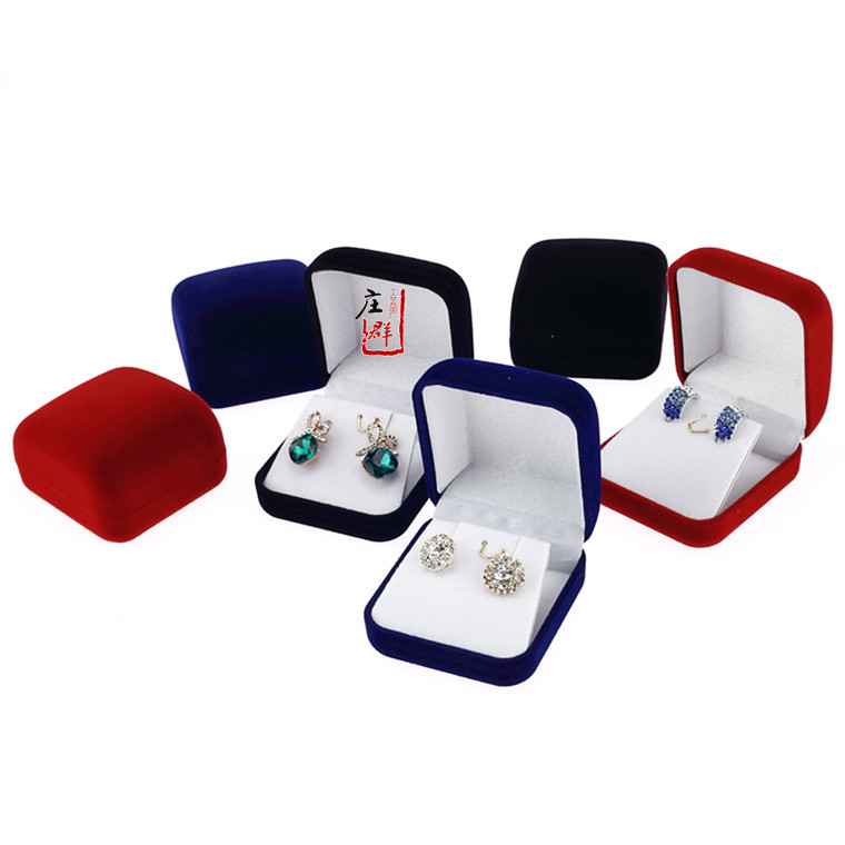 Europe and America Refinement Pendant box Suede Medal box Jewelry box encryption Flocking square Exhibition Packaging box wholesale