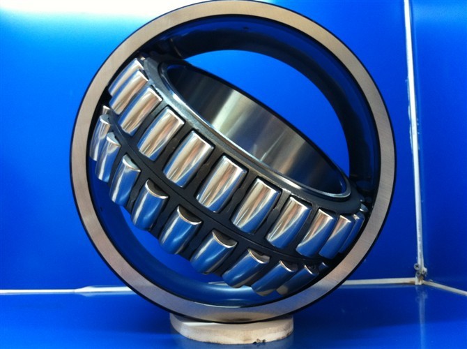 瓦房店ZWZ调心滚子轴承 厂家直销 23244CA/W33 现货供应 三类轴