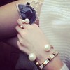 The owner of the same shop owner of the small pepper pepper is left to the versatile temperament pearl opening bracelet