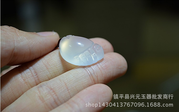 Ice LeBron natural White Chalcedony Contentment Pendant agate Little feet Pendant diy Accessories