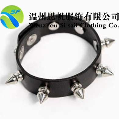 13330303493394918_390