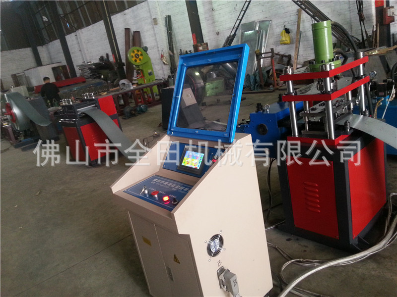 活动板房槽仔机住人箱房成型设备全自动数控冷轧机滚压成型机