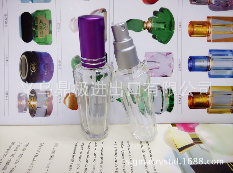 厂家直销FX048-12ML彩色喷头玻璃香水瓶 香水瓶现货批发 小瓶子试
