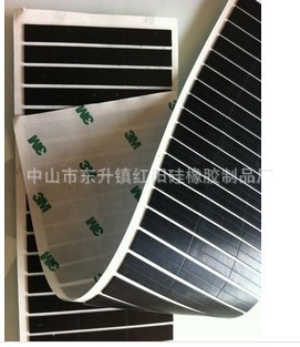 大量供应橡胶垫 黑色橡胶脚垫 网格橡胶块 自粘硅胶垫