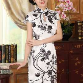 真丝复古经典蚕丝喷绘弹力缎修身双层短旗袍Z0015