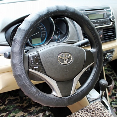 厂家批发直销代理日本原单汽车方向盘套四季通用PU PVC竹节圈|ru