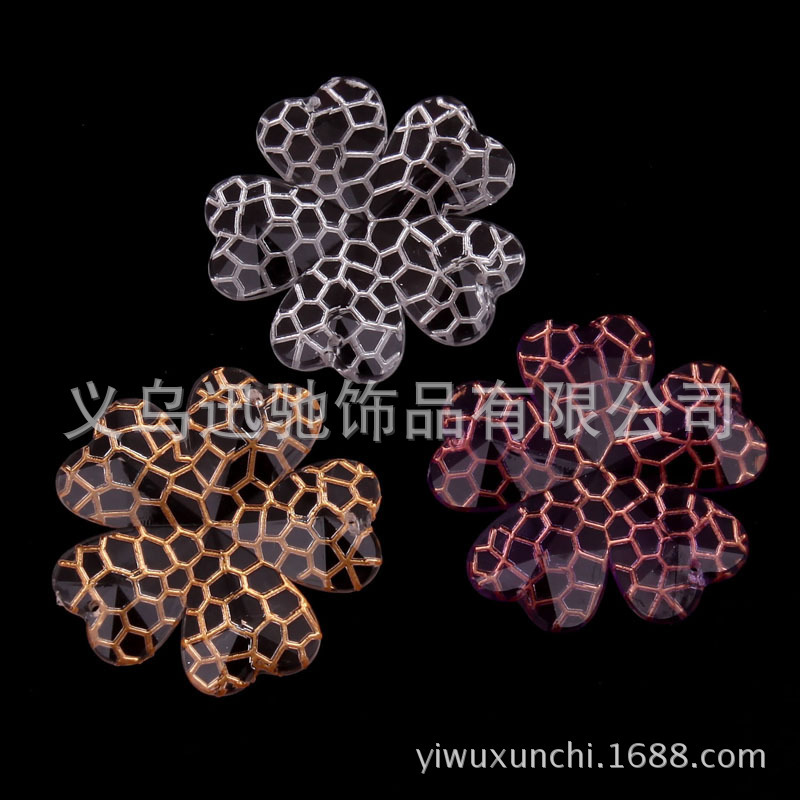 Three hole hand stitched wedding drill flat bottom five peach heart turtle surface Taiwan acrylic drill environmental protection material
