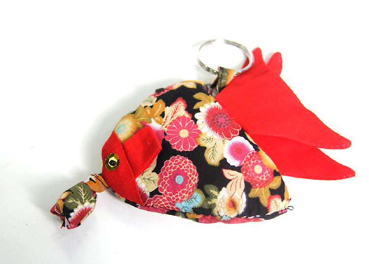 佈藝金魚鑰匙扣包