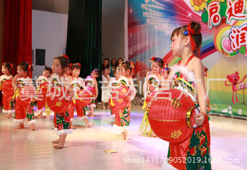 跳舞灯笼效果图