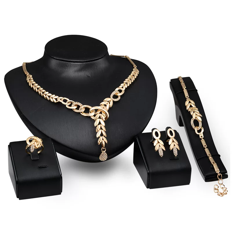 Elegant set, accessory, European style, 4 piece set, Birthday gift
