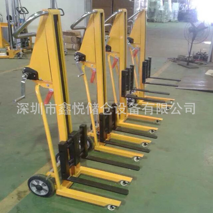 120/150kg迷你型工位车 轻型手摇堆高车 手摇升高车