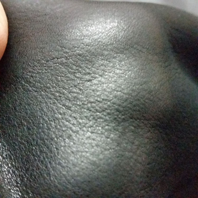 DIY手工 头层牛皮 F19黑色自然摔纹全粒面料 1.5mm 整张17.8尺
