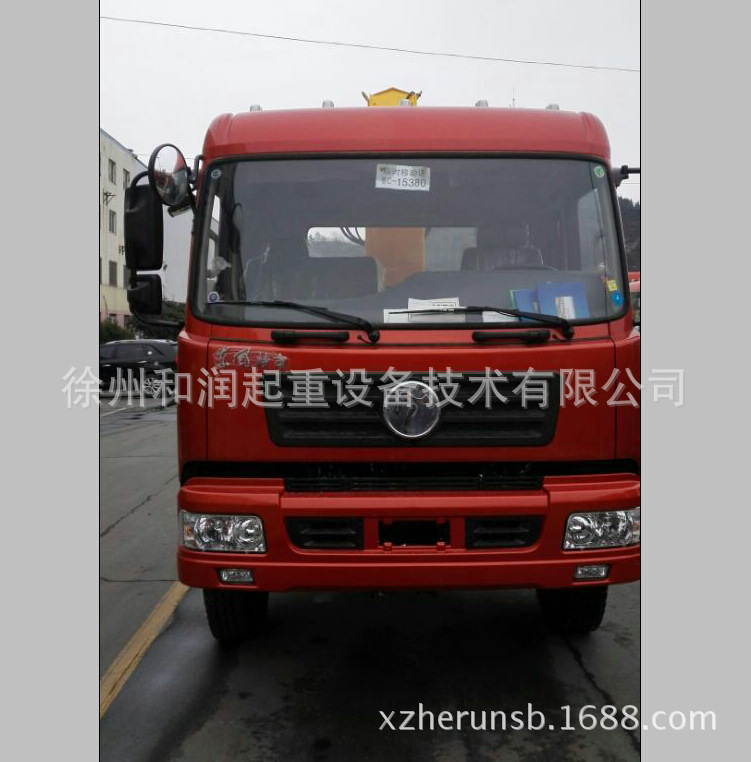 徐州和润随车运输车DFE5161JSQF/6.3吨随车运输车