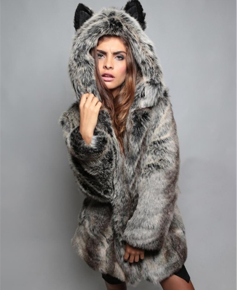Winter New Faux Fur Europe and America Coat Fox Fur Hooded Grass