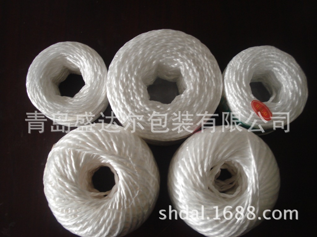 青岛厂家供应新料pp三股包扎绳 塑料三股粘连扭绳 撕裂膜包扎绳