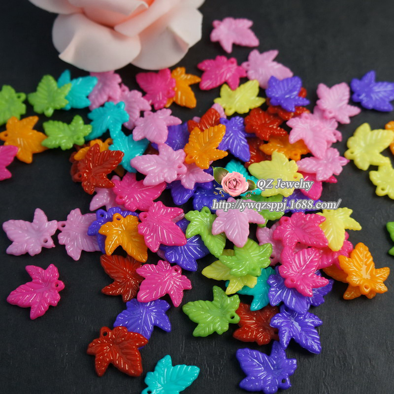 DIY children's jewelry accessories: acrylic leaves, hanging holes, simulated plastic leaves, small maple leaves detail image 5