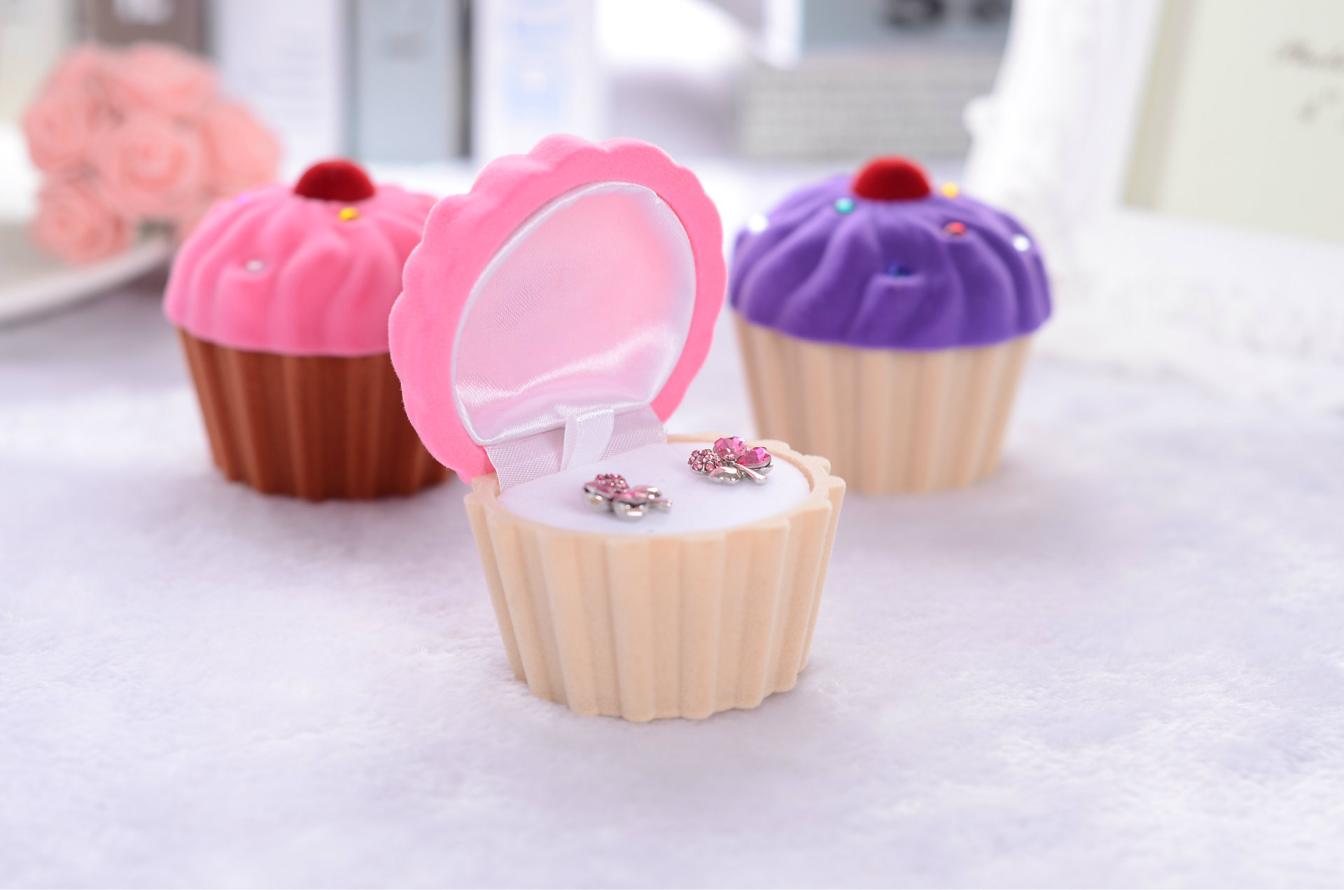 Cute Style 1 Piece Cute Ice Cream Flannel Jewelry Boxes