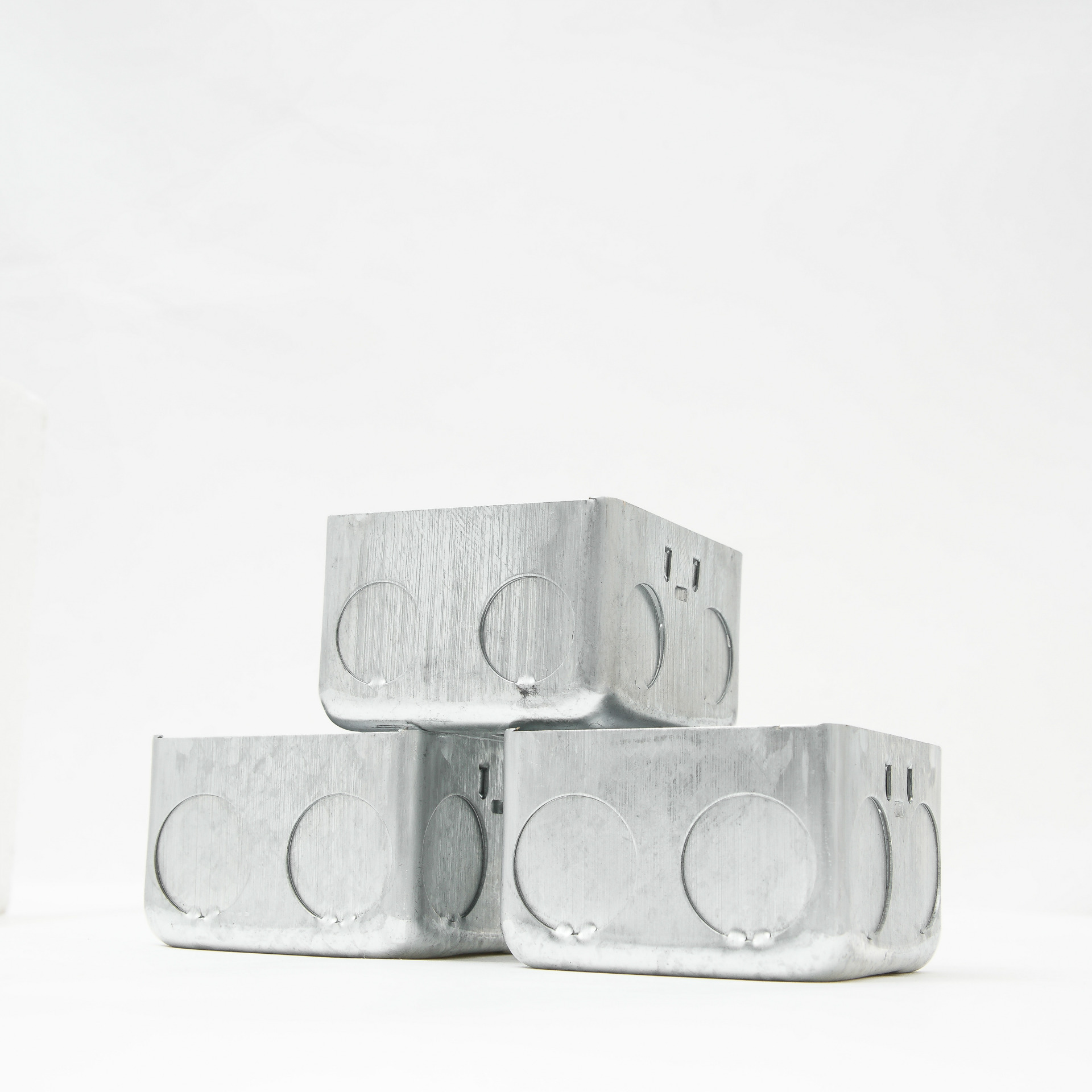 86 暗装金属底盒2