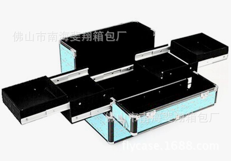 专业定制各款铝箱化妆箱 手提化妆箱 大容量双开化妆工具箱