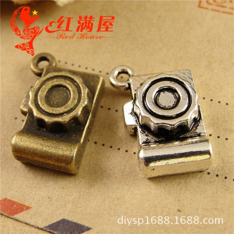 A3521 厂家直销4.41克复古相机挂件 可爱小饰品 手机吊坠 30个/包