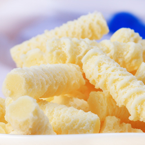 Haw cheese, yogurt sticks, blueberry milk sticks, cheese, milk slices, milk puffs, original milk clams, Biran 150g