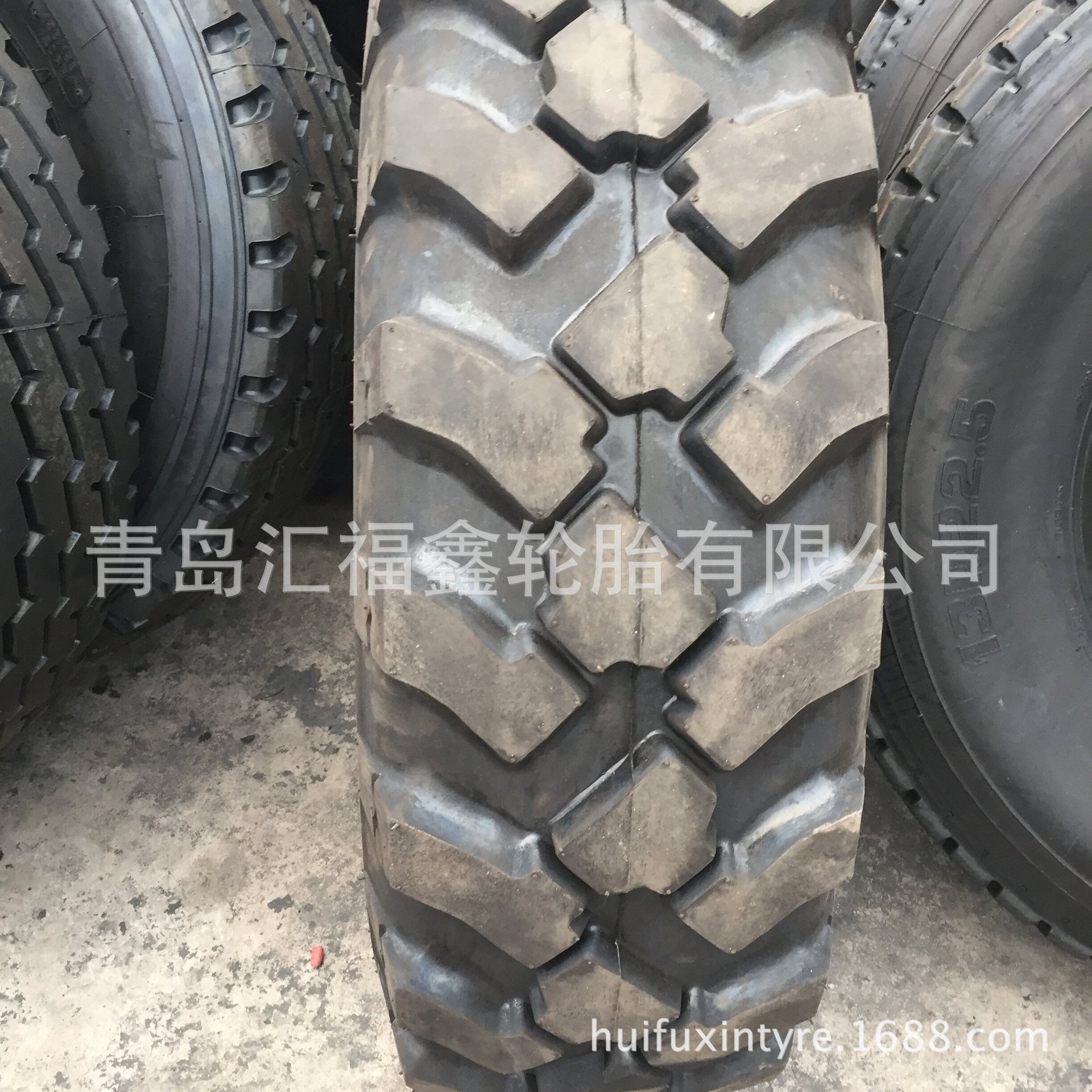 现货 供应玉米联合收割机轮胎 12.00-18 越野花纹轮胎